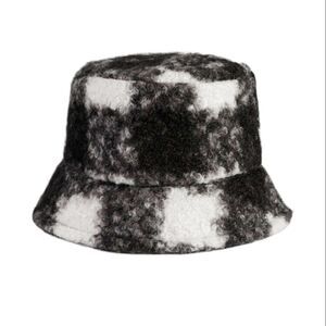 Checkered Pattern Fuzzy Bucket Hat